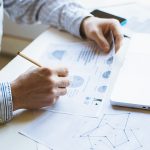 Adobeが全社で本格的なリモートワーク実施 その施策とアンケートを公開