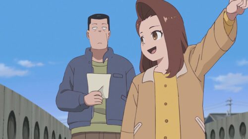 映画『ホウセンカ』場面カット 手に紙を持った若かりし頃の阿久津と、彼の前を歩く那奈