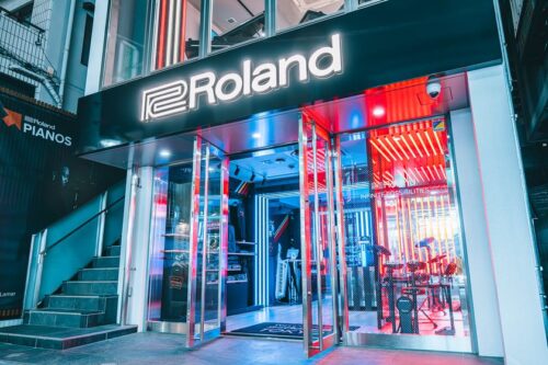 「808 DAY at Roland Store Tokyo」店舗