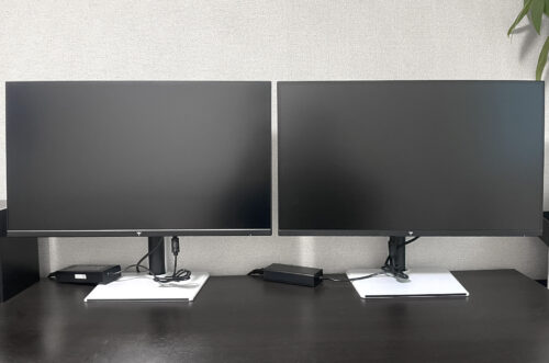 左『M27T6』、右が今回のレビュー品『H27P6』