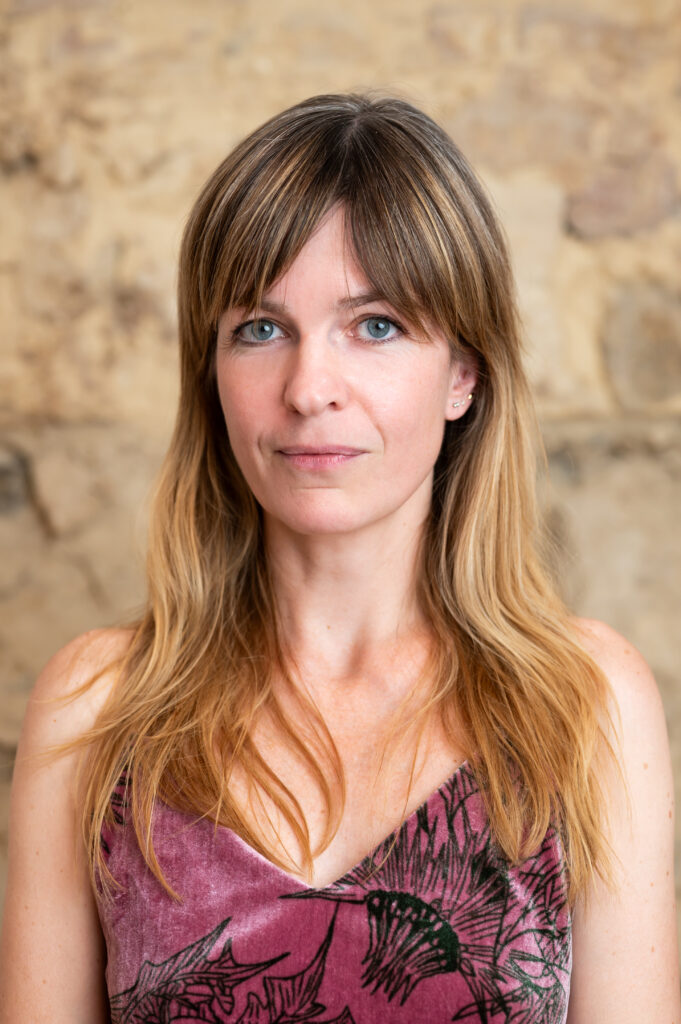 ナディア・アンドラセブ 監督