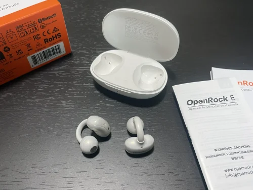 イヤーカフ型『OpenRcok E』ワイヤレスイヤホン 画像1 同梱品