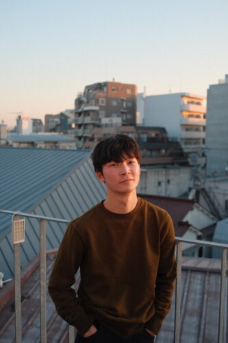 清水友翔監督 写真