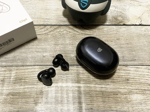 SOUNDPEATS (サウンドピーツ) Clip1 イヤホン本体と充電ケース