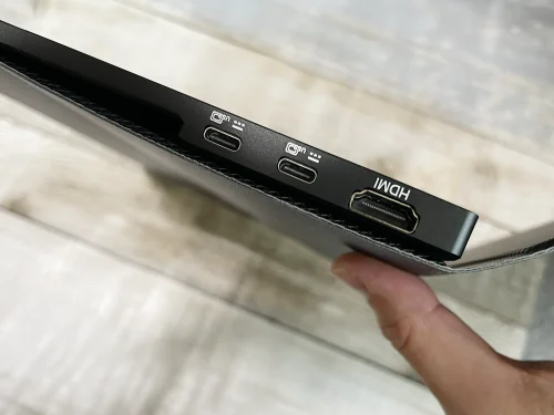 KOORUI E1511A  コネクタ類