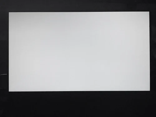 KOORUI E1511A グレー画面表示、暗い部屋で撮影