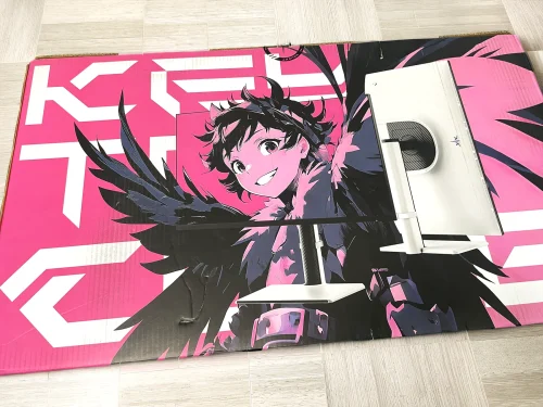 M27P6のパッケージ 目立つ……！